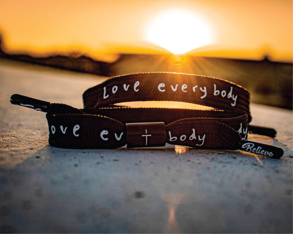 Love Everybody Bracelet